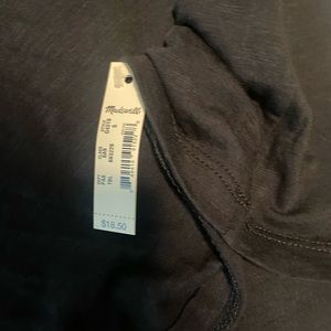 Blank tank top with pocket